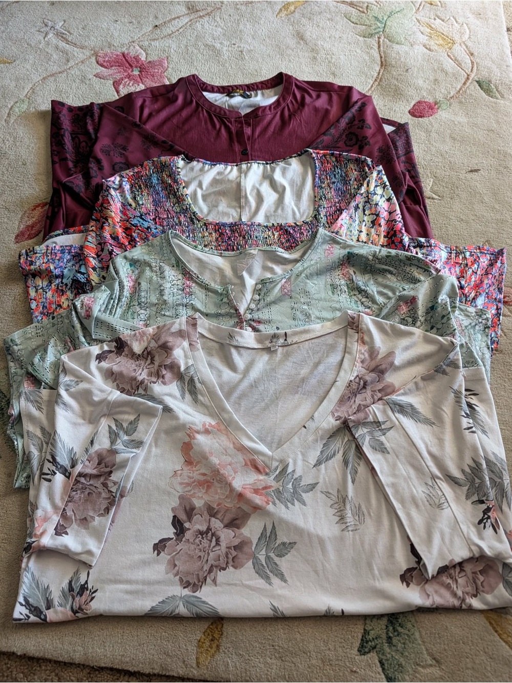Bundle of 4: Plus size 3X Floral V-Neck Women’s Top - Light Pink